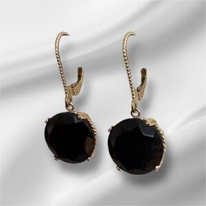 14K Yellow Gold Diamond Shaped Black Gemstone Leverback Earrings